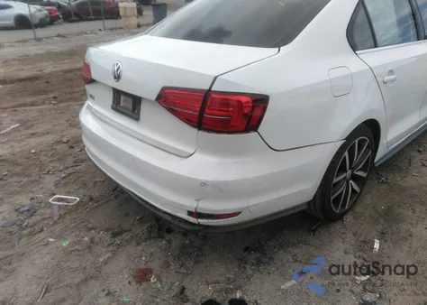 2018 Volkswagen Jetta 2.0T Gli from USA, damaged, VIN 3VW4T7AJ7JM210504